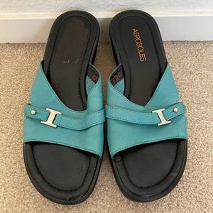 AEROSOLES mules blue teal real leather clogs slippers